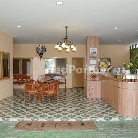 Adisa Homestay Near Saiful Anwar مالانغ المظهر الخارجي الصورة