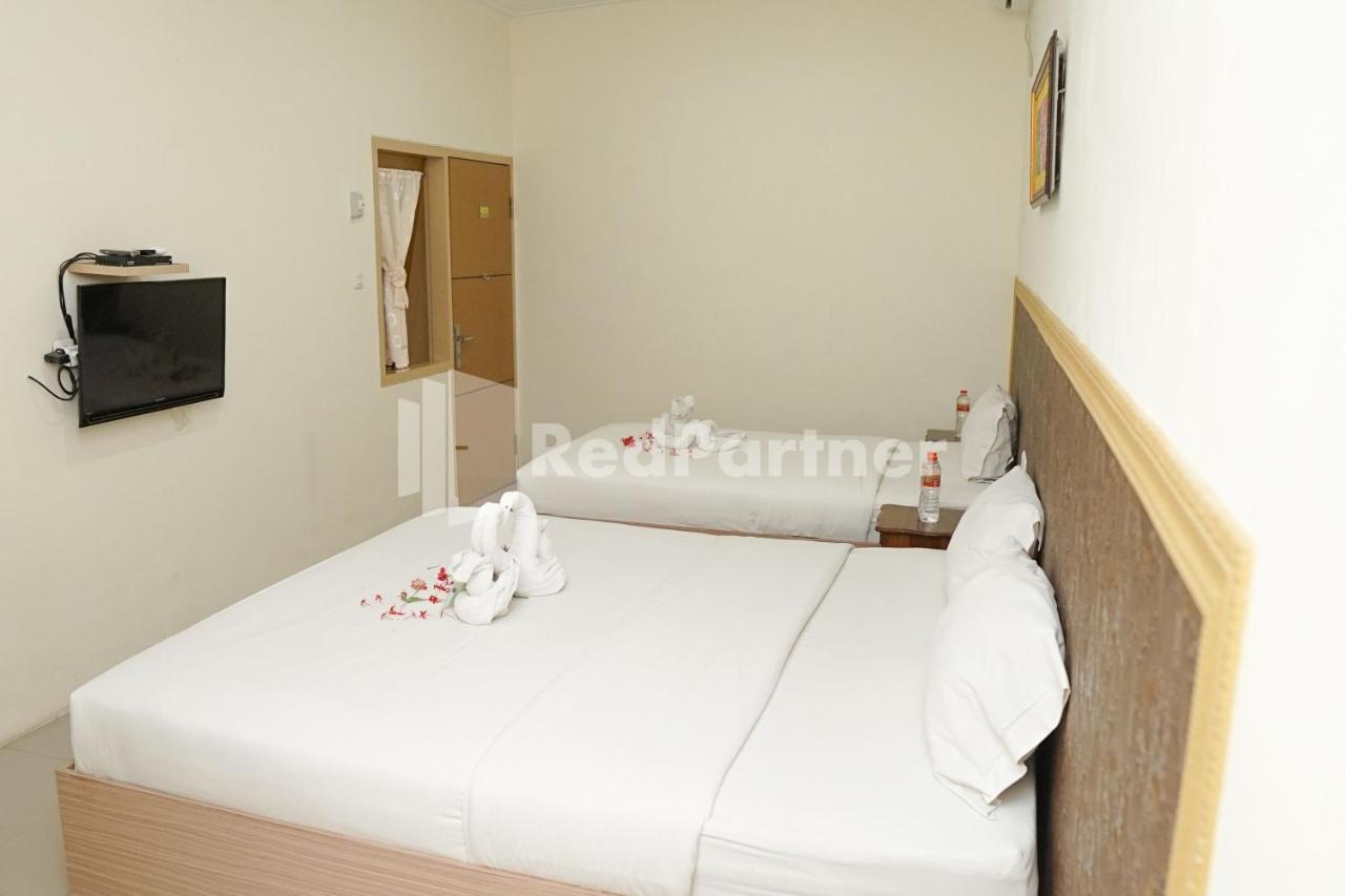 Adisa Homestay Near Saiful Anwar مالانغ المظهر الخارجي الصورة