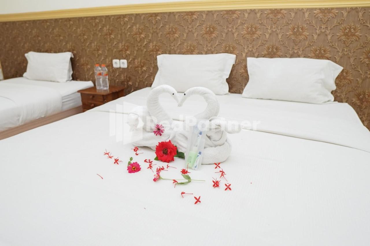 Adisa Homestay Near Saiful Anwar مالانغ المظهر الخارجي الصورة
