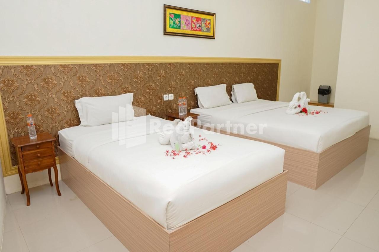 Adisa Homestay Near Saiful Anwar مالانغ المظهر الخارجي الصورة