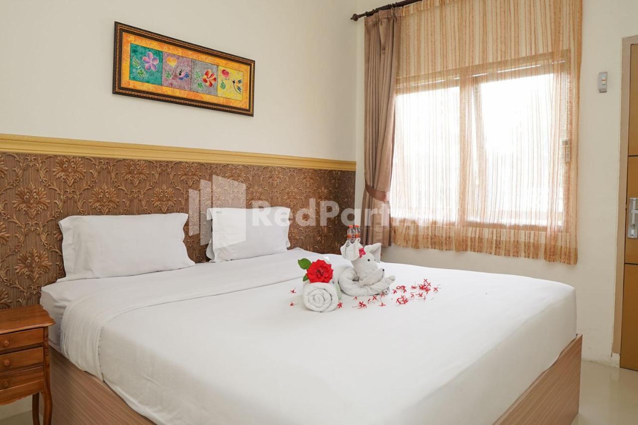 Adisa Homestay Near Saiful Anwar مالانغ المظهر الخارجي الصورة