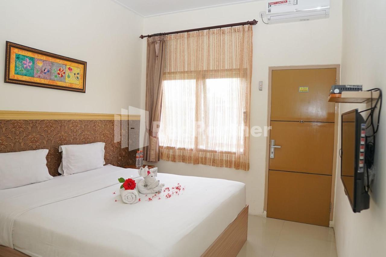 Adisa Homestay Near Saiful Anwar مالانغ المظهر الخارجي الصورة