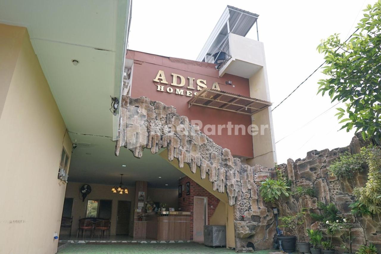 Adisa Homestay Near Saiful Anwar مالانغ المظهر الخارجي الصورة